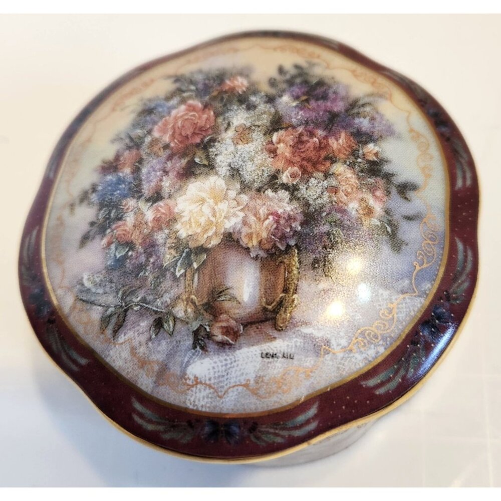 Lena Liu Vintage Magic Makers Floral Porcelain Trinket Box With Gold Trim READ - Picture 5 of 11